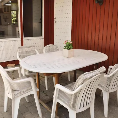 Three-bedroom Holiday In בית נופש אוטרופ
