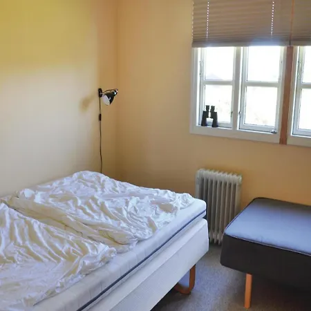 Three-bedroom Holiday In בית נופש *